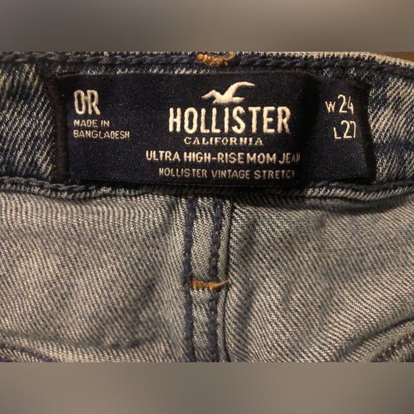 Hollister Ultra High Rise Mom Jeans Size 0 or 24 - Picture 4 of 4